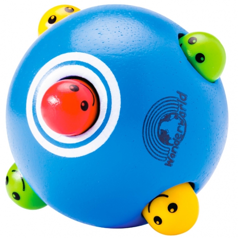 Dřevěný míček pro nejmenší, barva modrá 